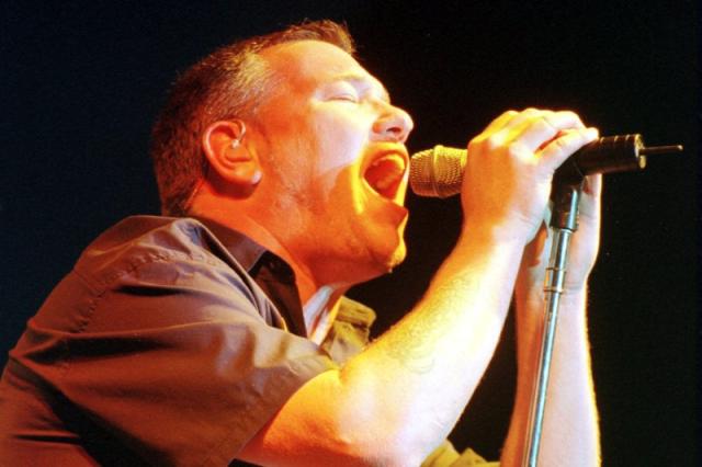 Former Smash Mouth Lead Singer Steve Harwell in Hospice Care – The  Hollywood Reporter