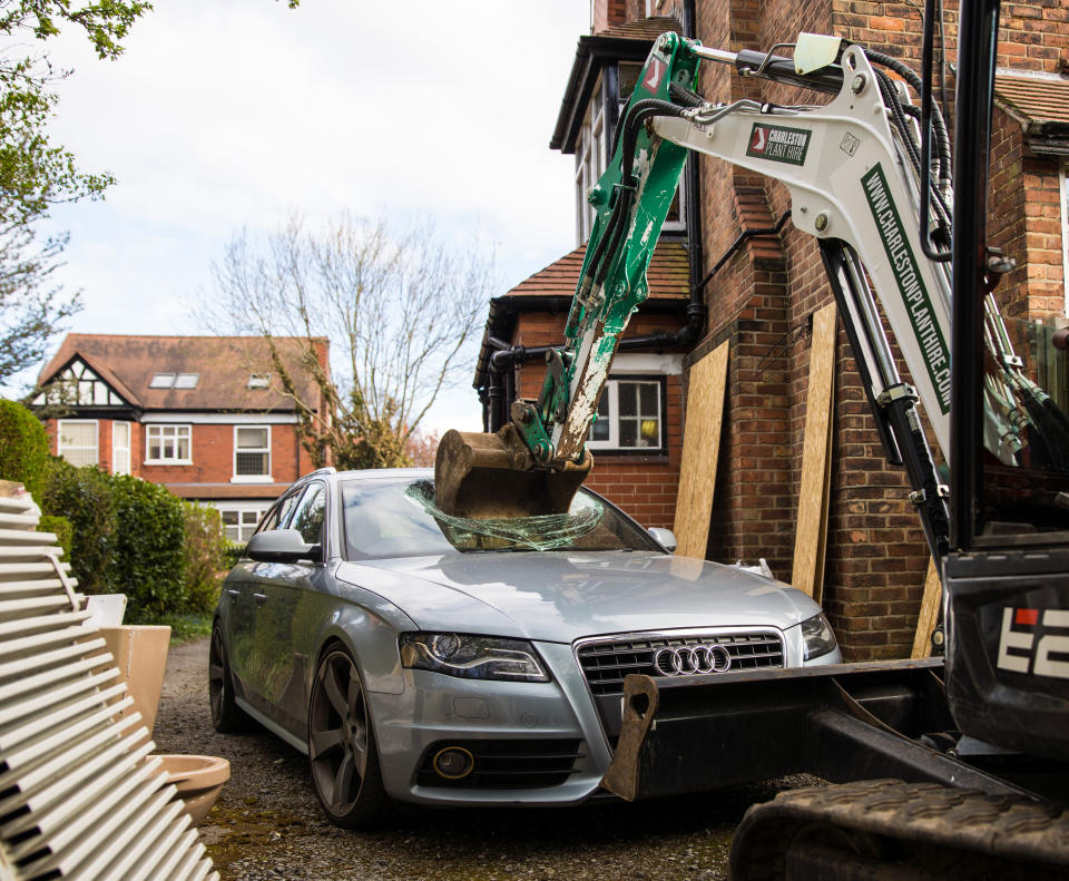 FROM ITV

STRICT EMBARGO - No Use Before  Tuesday 17th May 2022

Coronation Street - Ep 1064647

Monday 23rd May 2022

Phill [JAMIE KENNA] hears the noise of the mini-digger on the driveway and dashes round the house to see whatÕs going on. PhillÕs horrified to see Hope Stape [ISOBELLA FLANAGAN] and as she pulls a lever, the diggerÕs arm swings round and smashes the windscreen on his car. What has Hope discovered?

Picture contact - David.crook@itv.com

Photographer - Danielle Baguley

This photograph is (C) ITV Plc and can only be reproduced for editorial purposes directly in connection with the programme or event mentioned above, or ITV plc. Once made available by ITV plc Picture Desk, this photograph can be reproduced once only up until the transmission [TX] date and no reproduction fee will be charged. Any subsequent usage may incur a fee. This photograph must not be manipulated [excluding basic cropping] in a manner which alters the visual appearance of the person photographed deemed detrimental or inappropriate by ITV plc Picture Desk. This photograph must not be syndicated to any other company, publication or website, or permanently archived, without the express written permission of ITV Picture Desk. Full Terms and conditions are available on  www.itv.com/presscentre/itvpictures/terms
