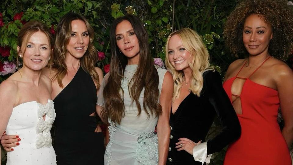 The Spice girls pose together at Victorias 50th birthday celebration