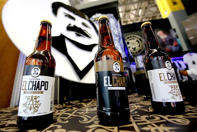 El Chapo 701 lanza cerveza con su nombre y su cara