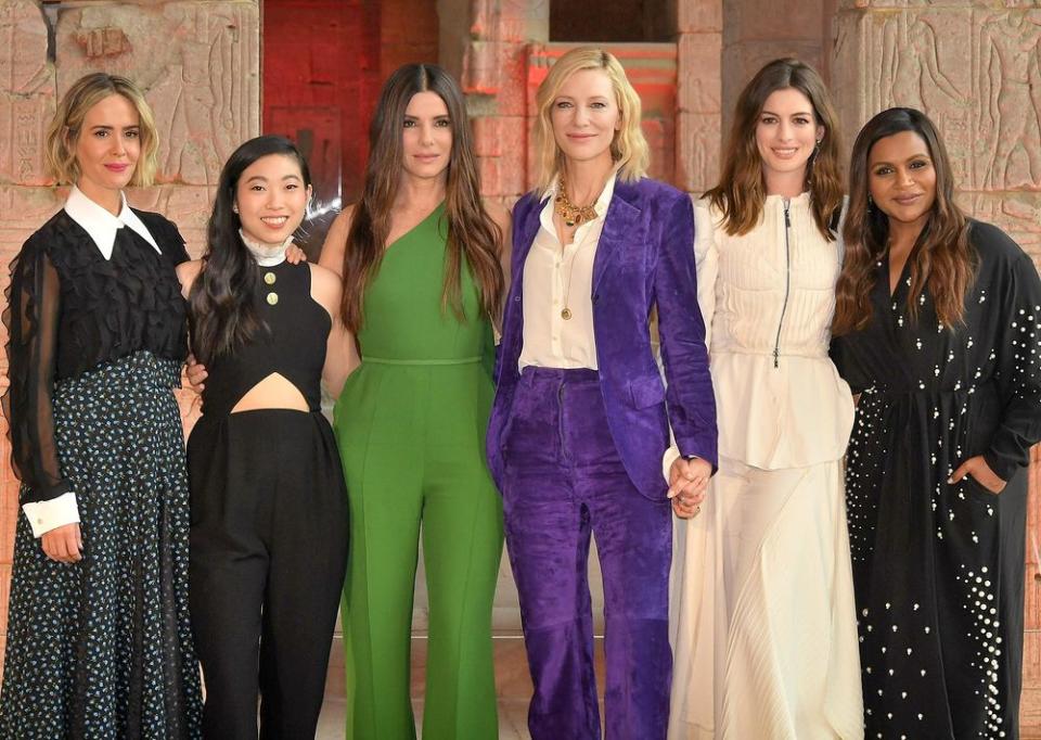 Sarah Paulson, Awkwafina, Sandra Bullock, Cate Blanchett, Anne Hathaway and Mindy Kaling