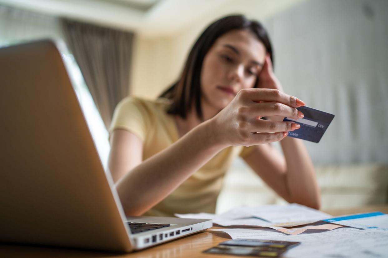 <p>Consumer credit card debt in the United States exceeds $1 trillion as of the second quarter (Q2) of 2023, according to the Federal Reserve Bank of New York.The average American credit card debt increased to $5,982 in July 2023 (it was $5,932 in June 2023 and $5,350 in July 2022), according to TransUnion, a nationwide credit bureau.Credit card debt can be costly if you’re paying interest charges. The average interest rate on credit cards is 22.16% as of Q2 2023, according to preliminary Federal Reserve data on credit card accounts assessed interest. <b>(Learn more at</b><a href="https://www.sofi.com/learn/content/how-many-credit-cards-should-i-have/" rel="nofollow noopener" target="_blank" data-ylk="slk:How Many Credit Cards Should I Have?;elm:context_link;itc:0;sec:content-canvas" class="link rapid-noclick-resp">How Many Credit Cards Should I Have?</a>).</p><p><br></p><span class="copyright"> Kiwis/istockphoto </span>