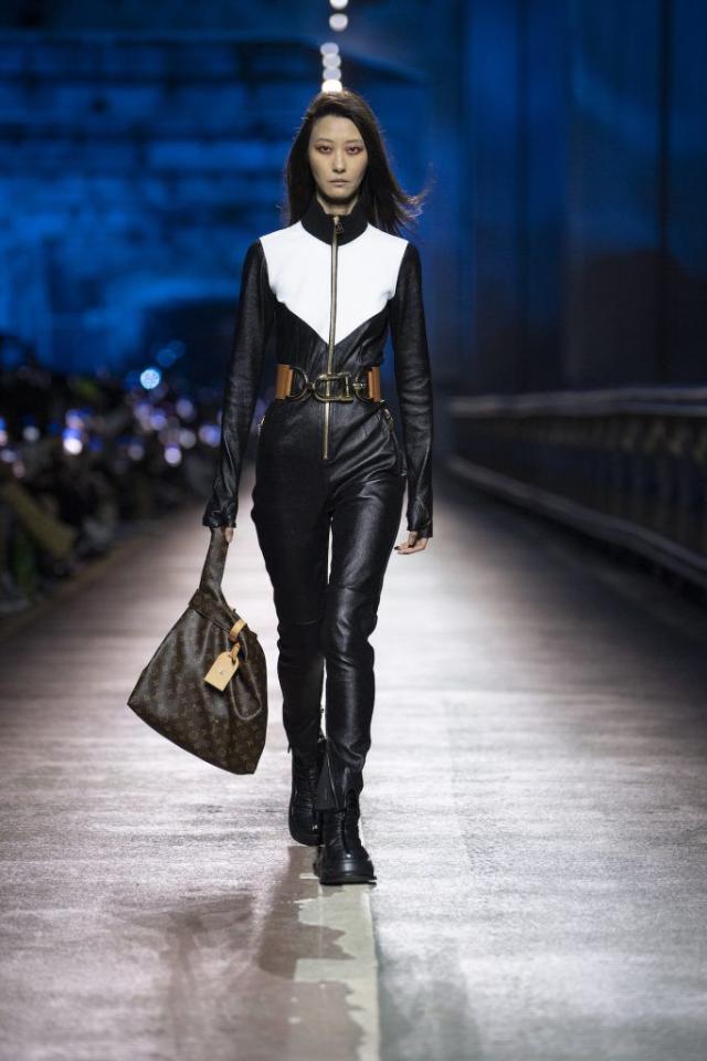 NewJeans's Hyein graces Louis Vuitton's Fall 2023 Paris Fashion Week show