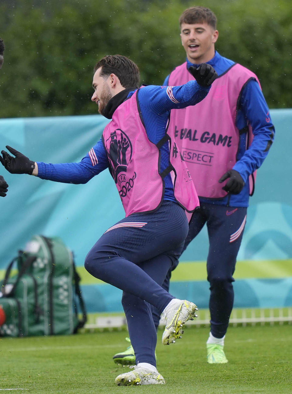 England's Mason Mount, right, and England's Ben Chilwell, left, during a team training session at Tottenham Hotspur training ground in London, Monday, June 21, 2021 one day ahead of the Euro 2020 soccer championship group D match against Czech Republic. After a positive test for Scotland midfielder Billy Gilmour, Mason Mount and Ben Chilwell have been told to self isolate following "interaction" with Gilmour during England's 0-0 draw with Scotland at Wembley Stadium on Friday. (AP Photo/Frank Augstein)