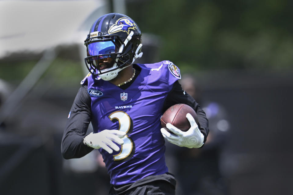 Baltimore Ravens wide receiver Odell Beckham Jr. works out during mandatory NFL football mini camp Tuesday, June 13, 2023, in Owings Mills, Md. (AP Photo/Gail Burton)