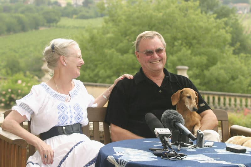 Margarita de Dinamarca con su marido, el príncipe Henrik