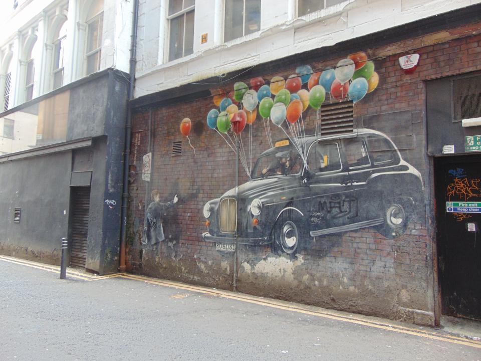 glasgow taxi mural