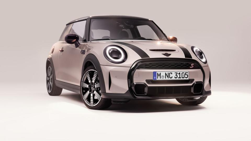 2023 mini cooper s hardtop front