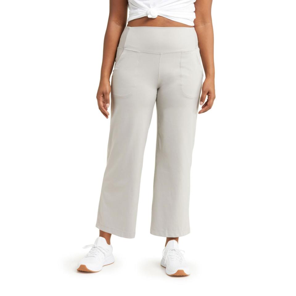 nordstorm renew high waist pocket flare leggings