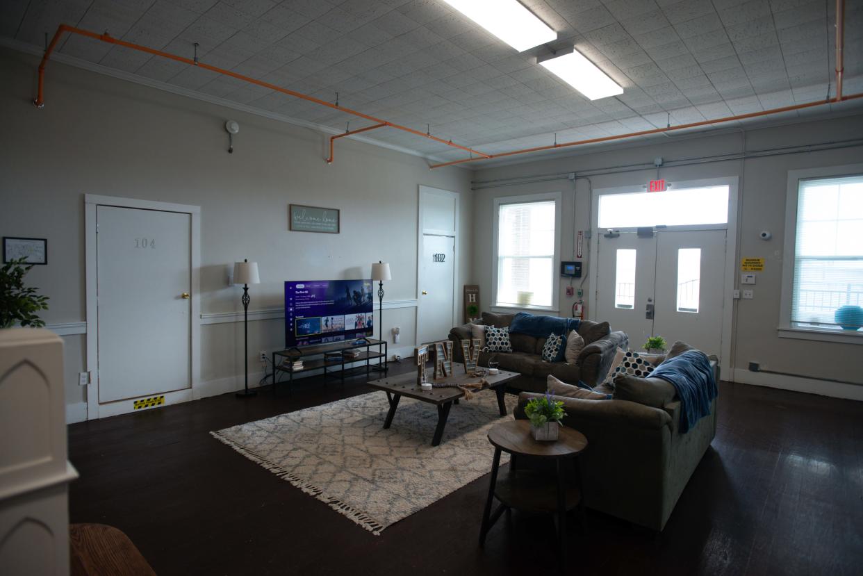 The living room in the Jackson Manor photographed in Jackson, Tenn., on Thursday, March 27, 2024.