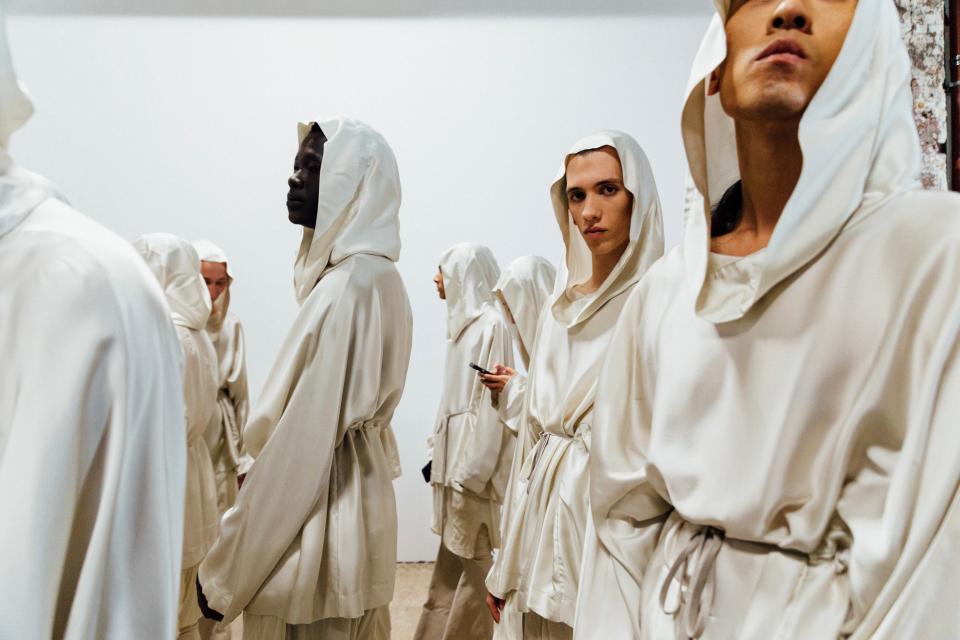 <h1 class="title">Rick Owens - Backstage - Paris Fashion Week - Menswear Spring/Summer 2025</h1><cite class="credit">WWD/Getty Images</cite>