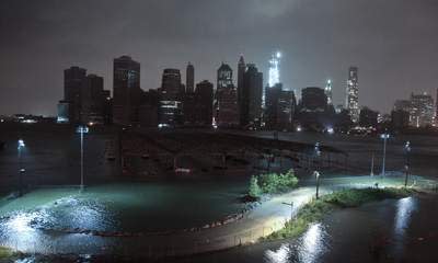 Superstorm Sandy Batters US Eastern Coast