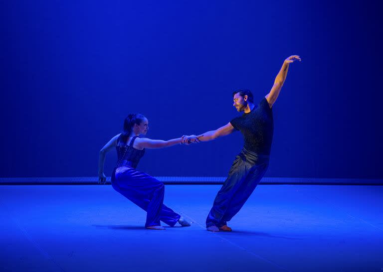 Soledad Mangia y Hernán Piquín, a dúo, en el piazzolliano 