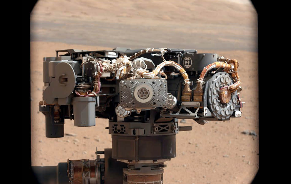 Mars rover finds first evidence of water - a river of it