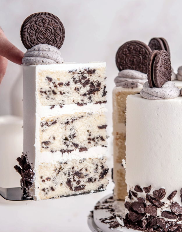 <p>Sugar Geek Show</p><p>The best Oreo cake recipe! Three layers of moist vanilla cake filled with chopped Oreos and then thick and creamy vanilla frosting that tastes just like the filling from actual Oreos. Topped with more Oreo frosting and Oreo cookies!</p><p><strong>Get the recipe: <a href="https://sugargeekshow.com/recipe/oreo-cake-recipe/" rel="nofollow noopener" target="_blank" data-ylk="slk:Oreo Cake Recipe;elm:context_link;itc:0;sec:content-canvas" class="link ">Oreo Cake Recipe</a></strong></p>