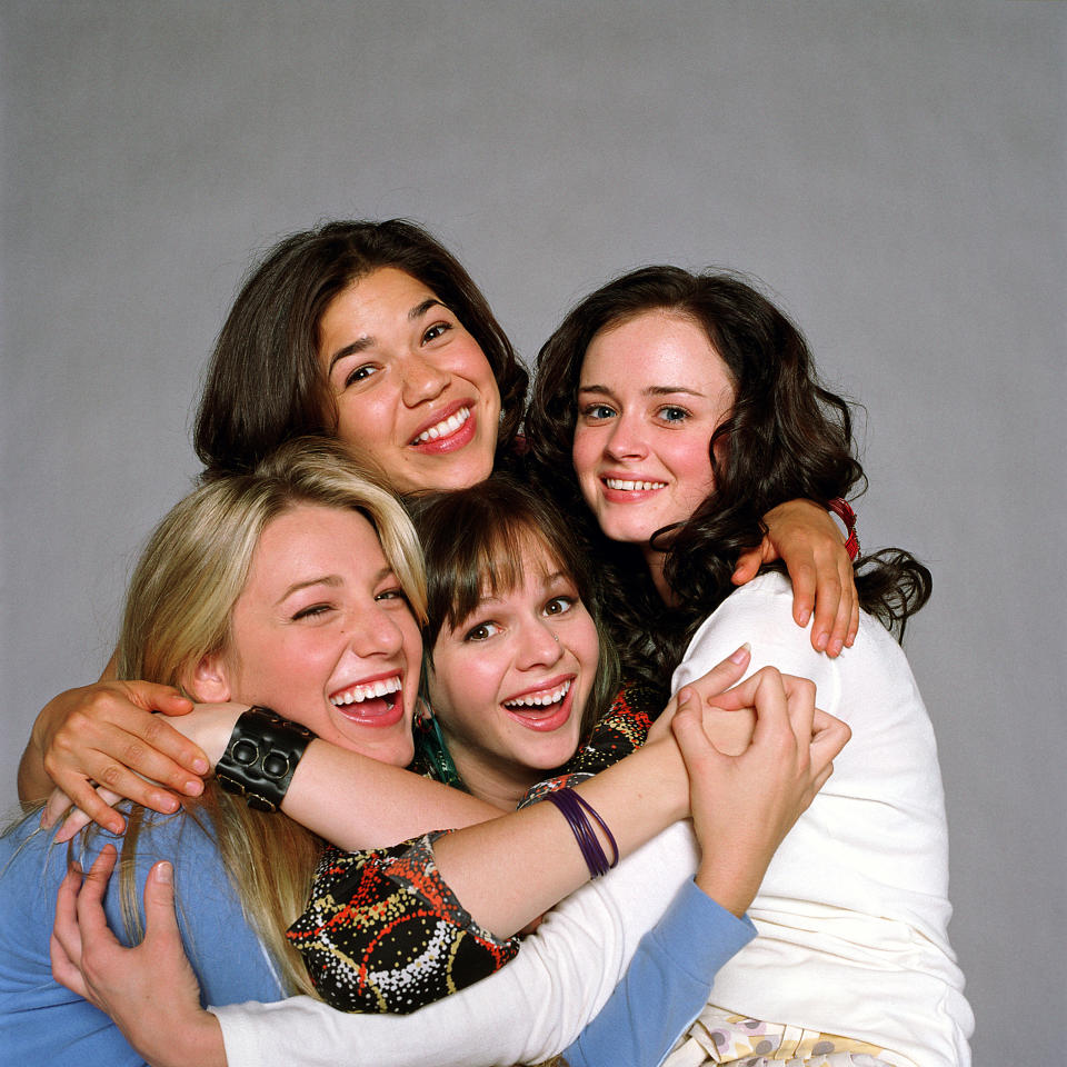 The cast of "The Sisterhood of the Traveling Pants"