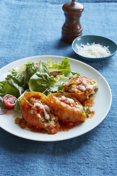 Broccoli and Cheese Stuffed Shells