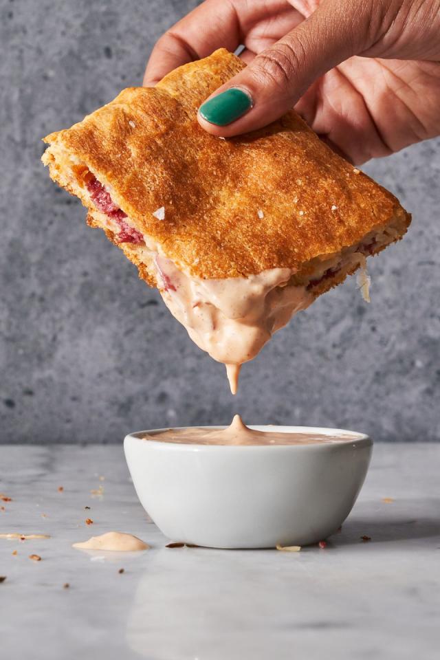 Fig, Bacon & Caramelized Onion Grilled Cheese - Wandering Chickpea