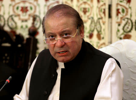 FILE PHOTO: Pakistan's former prime minister Nawaz Sharif speaks during a news conference in Islamabad, Pakistan September 26, 2017. REUTERS/Faisal Mahmood/File Photo