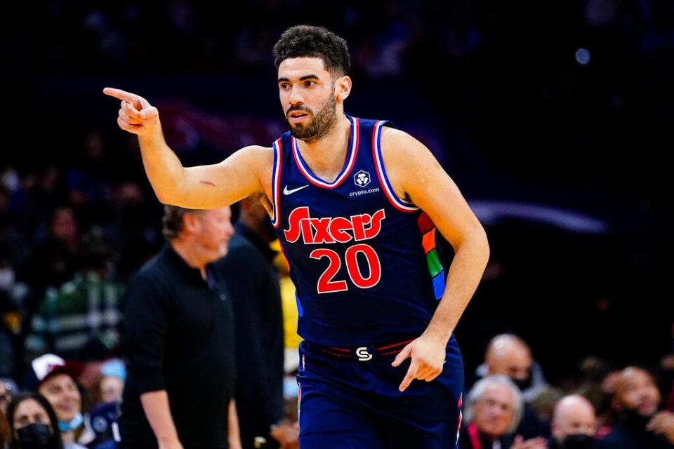 The Sixers' Georges Niang celebrates during his 21-point outing against the Bucks on Tuesday.