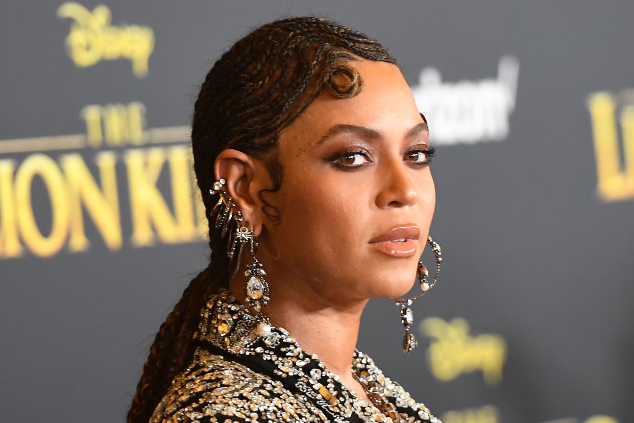 US singer/songwriter Beyoncé arrives for the world premiere of Disney's "The Lion King" at the Dolby theatre on July 9, 2019 in Hollywood. (Photo by Robyn Beck / AFP)        (Photo credit should read ROBYN BECK/AFP via Getty Images)