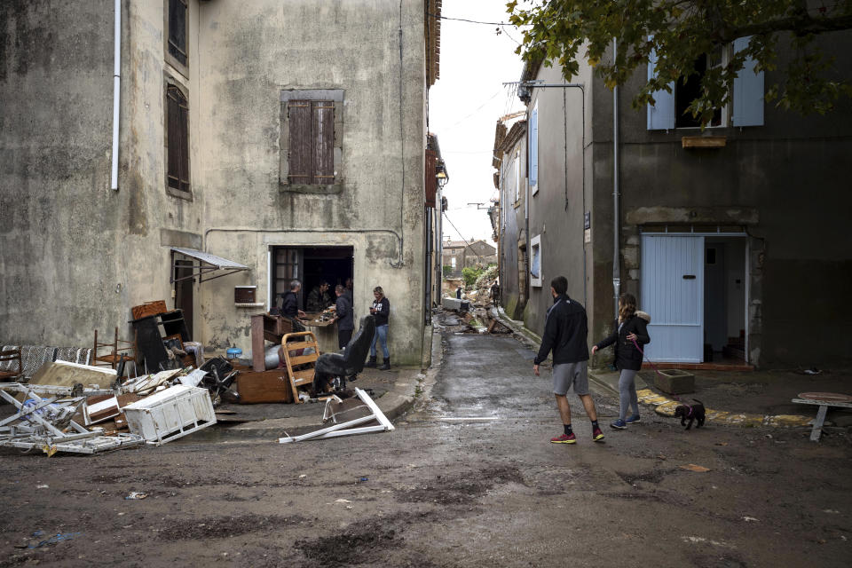 Flash floods tear through southwestern France