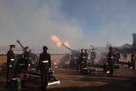 EDINBURGH, SCOTLAND - FEBRUARY 06: Gunners from 105 Regiment Royal Artillery, fire a 21-Gun Royal Salute at Mills Mount Battery at Edinburgh Castle on February 6, 2012 in Edinburgh, Scotland. The 21-Gun Royal Salute was to mark the start of celebrations on this unique year, of Her Majesty’s 60th Anniversary Accession to the Throne. Her Majesty The Queen’s Diamond Jubilee takes place in 2012, marking 60 years of The Queen’s reign. The Queen came to the throne on 6th February 1952. Her Coronation took place on 2nd June 1953. (Photo by Jeff J Mitchell/Getty Images)