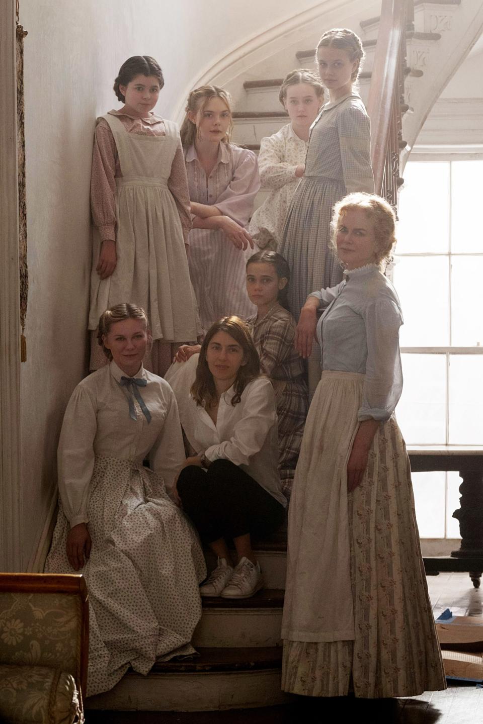 Elle Fanning, Angourie Rice, Kirsten Dunst, Addison Riecke, Oona Laurence, and Nicole Kidman—with director Sofia Coppola—in The Beguiled.