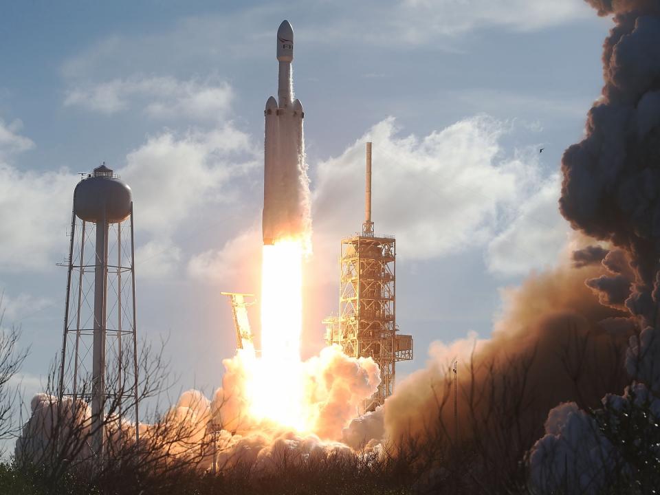 spacex tesla roadster launch