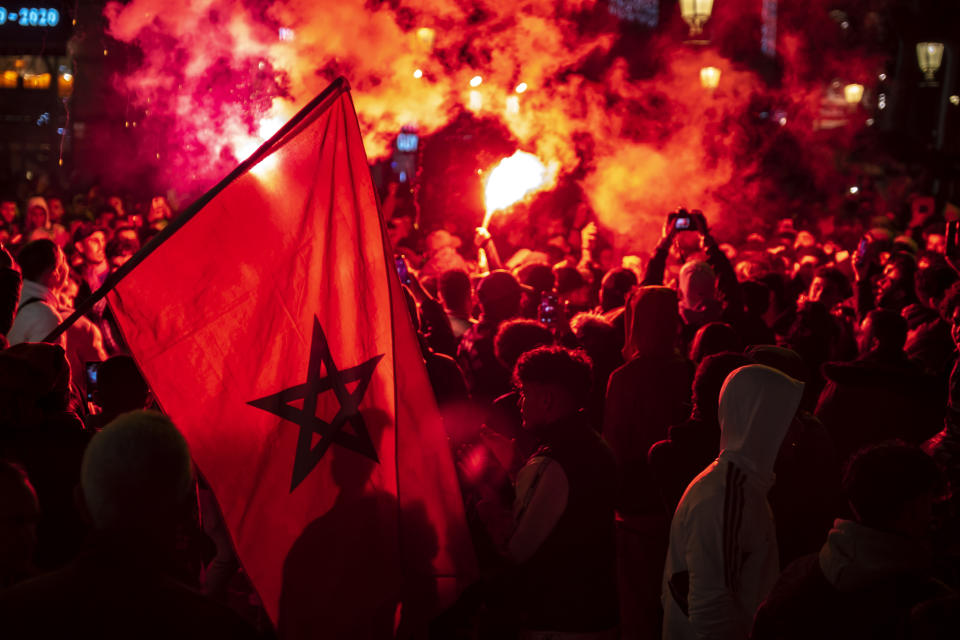 La afición de Marruecos ha explotado de felicidad por el papel de su Selección. (Foto: Paco Freire/SOPA Images/LightRocket via Getty Images)