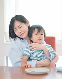 孩子打人、丟東西、推倒積木…… 4原則搞定家裡的破壞王！