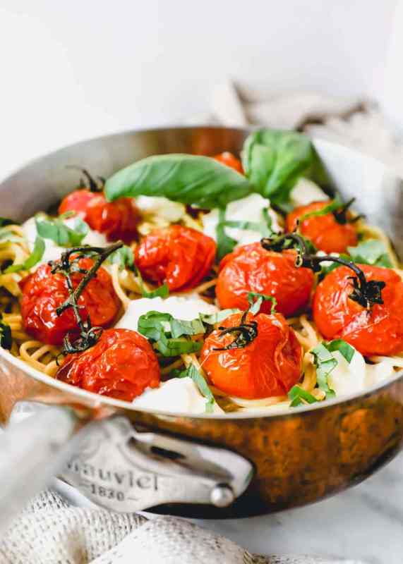 <p>Pasta Ragazza</p><p>This roasted tomato burrata spaghetti is the perfect meatless vegetarian meal.</p><p><strong>Get the recipe: <a href="https://pastaragazza.com/roasted-tomato-burrata-spaghetti/" rel="nofollow noopener" target="_blank" data-ylk="slk:Roasted Tomato Burrata Spaghetti;elm:context_link;itc:0;sec:content-canvas" class="link "><em>Roasted Tomato Burrata Spaghetti</em></a></strong></p>