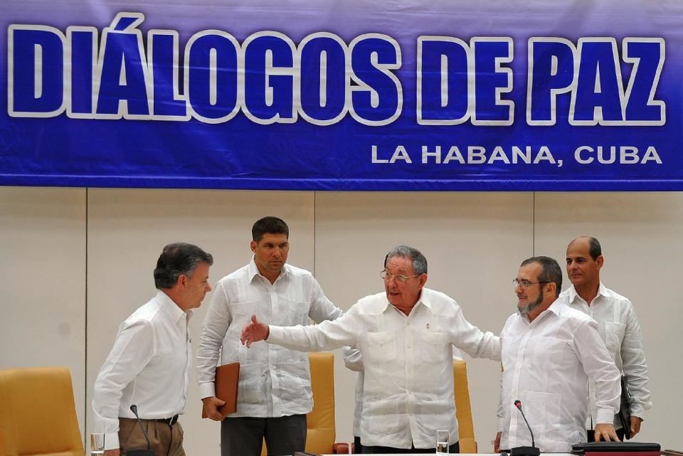 El diálogo entre las FARC y el gobierno acerca la paz, pero no el fin del sufrimiento en Colombia (AFP | Yamil Lage)