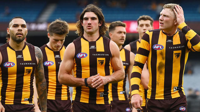 Hawthorn ripped over 'really poor' scenes in AFL hiding by Essendon - Yahoo  Sport