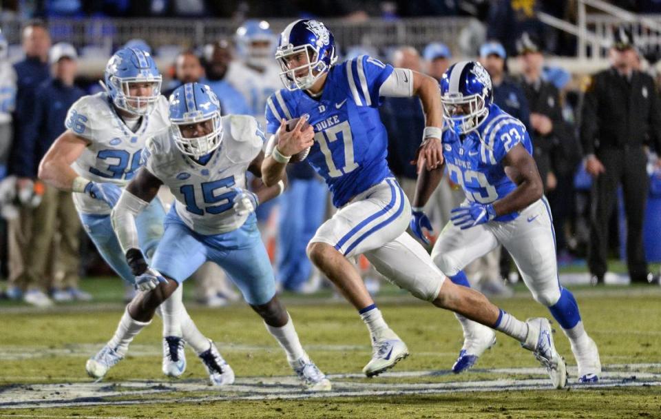 Duke quarterback Daniel Jones (17) went 3-0 against North Carolina as a starting quarterback for the Blue Devils from 2016-18.