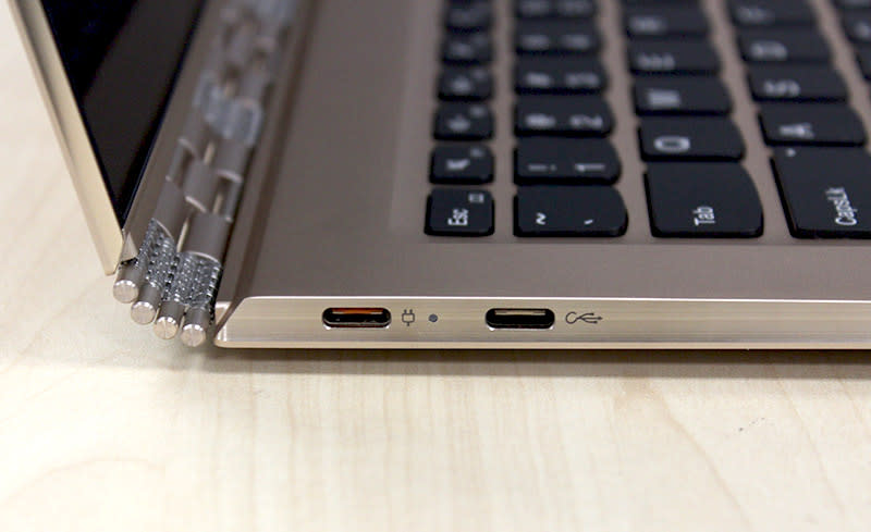 The Yoga 910's two USB Type-C ports do not support Thunderbolt 3. The one on the left supports USB 2.0 and charging, while the one on the right supports USB 3.0 and video output, but not charging.