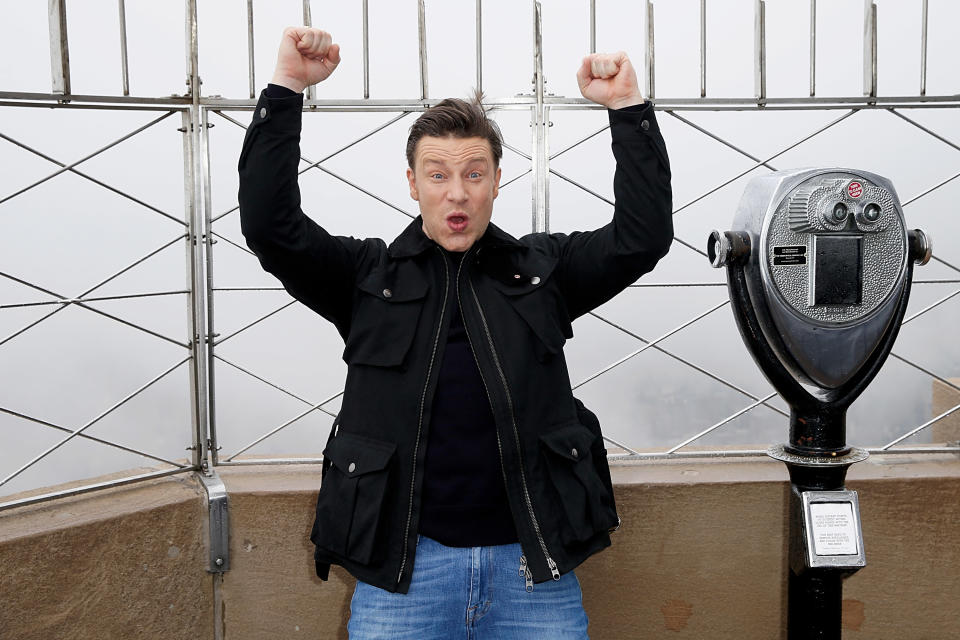 NEW YORK, NEW YORK - JANUARY 08: Jamie Oliver visits The Empire State Building on January 08, 2019 in New York City. (Photo by Dominik Bindl/Getty Images)