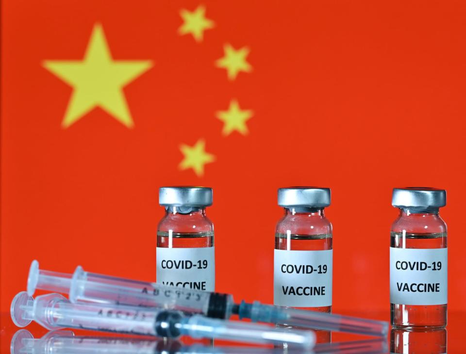 Vaccins expérimentaux en Chine.  - Justin Tallis