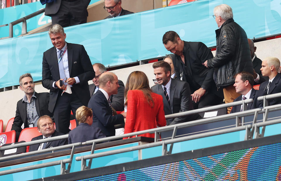 LONDON, ENGLAND - JUNE 29: Former England International, David Beckham interacts with Prince William, President of the Football Association prior to the UEFA Euro 2020 Championship Round of 16 match between England and Germany at Wembley Stadium on June 29, 2021 in London, England. (Photo by Catherine Ivill/Getty Images)