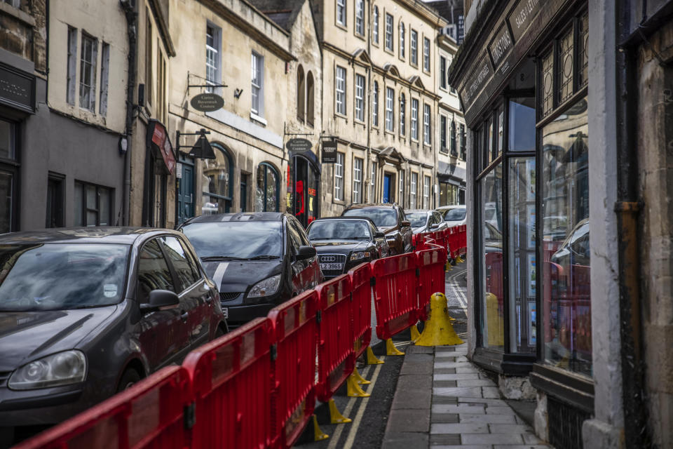 Traffic builds in Bradford-on-Avon as a new one-way system is put into place