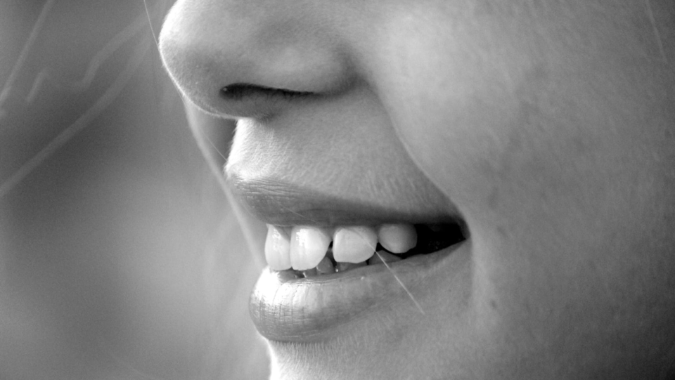  經電腦斷層掃描，發現女子的牙齒長到鼻竇裡面去。（示意圖／翻攝自Pexels）