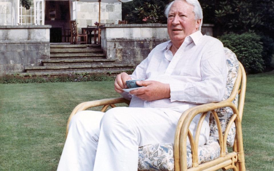 Claims that Sir Edward Heath was a paedophile are '120 per cent genuine', police chief claims