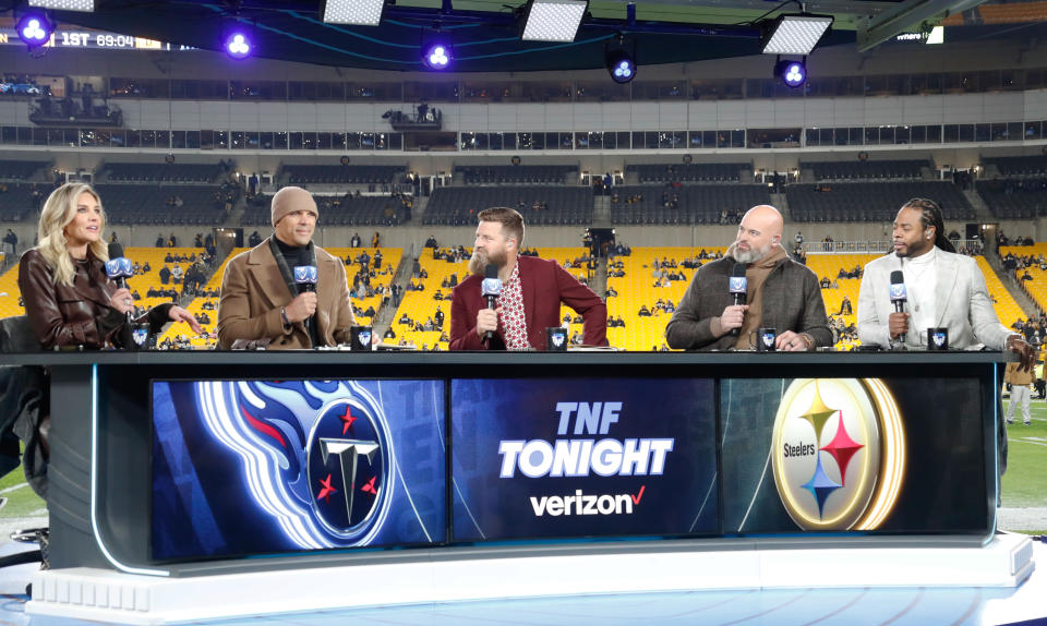 Amazon Prime Video's Thursday Night Football cast is shown on set before the Pittsburgh Steelers host the Tennessee Titans.