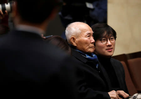 Lee Choon-shik, a victim of wartime forced labor during the Japanese colonial period, sits inside the Supreme Court in Seoul, South Korea, October 30, 2018. REUTERS/Kim Hong-Ji