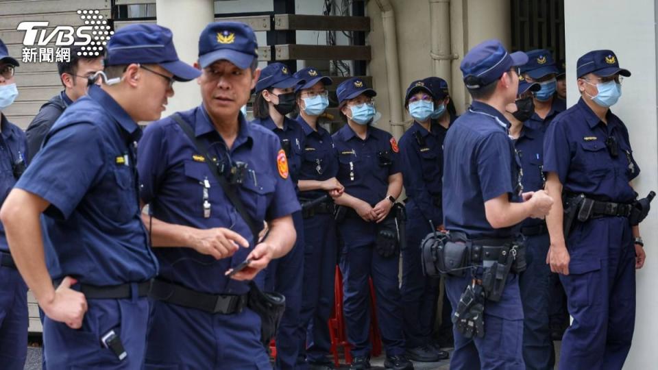 立法院警力戒備。(圖/葉志明攝)