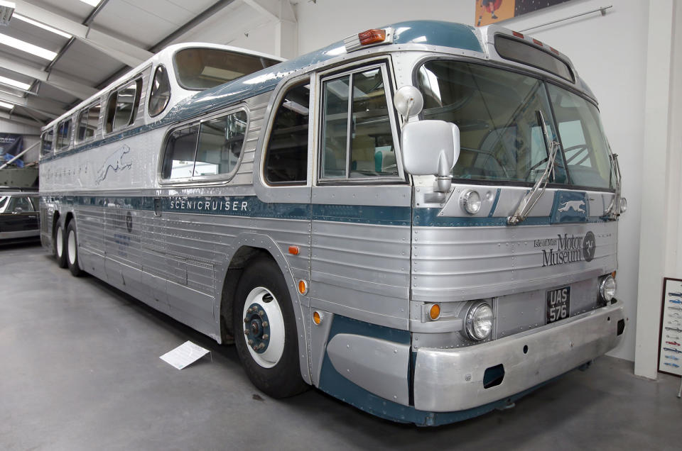 <p>Darren bought this 1954 Greyhound bus to drive around the US a few years ago. Estimated to have covered <strong>5 or 6 million miles</strong>, it has air suspension, air-con and was originally powered by a pair of 4.7-litre four-cylinder diesel engines; it was later re-engined with a fairly monstrous 9.3-litre diesel V8, good for 1000lb ft of torque. <strong>1001</strong> Scenicruisers were built, originally all for Greyhound, between 1954 and 1956 – and by all accounts was a fairly nightmarish project all round, stemming largely from that (initially) convoluted engine setup.</p>