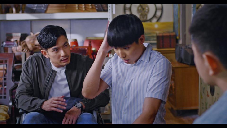 Elvin Ng and Benjamin Tan in Channel 8 drama The Heartland Hero. (Photo: Mediacorp)