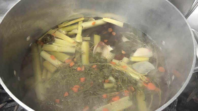 Vancouver chefs concoct communal soup to support charity