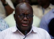 Ghanaian presidential candidate Nana Akufo-Addo of the opposition New Patriotic Party (NPP) speaks during a press conference at his private home in Accra, Ghana December 8, 2016. REUTERS/Luc Gnago