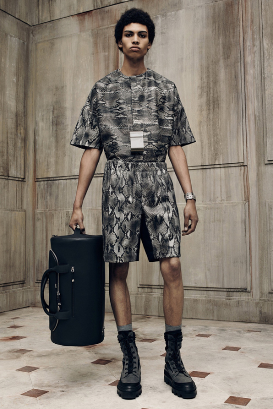 Sol Goss Models Louis Vuitton for Metal Magazine – The Fashionisto